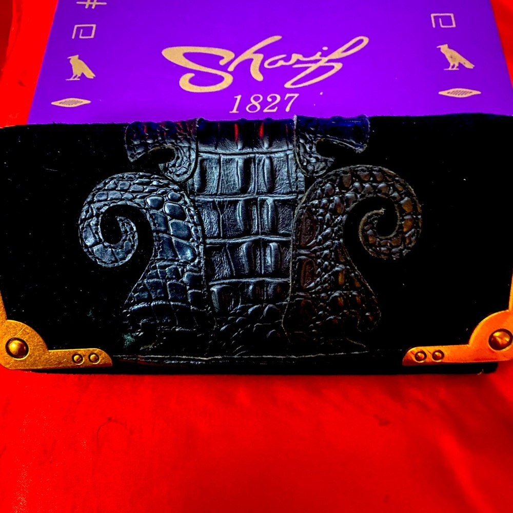Crocodile and suede wallet